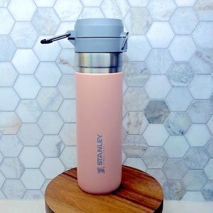 Stanley Quick Flip 24 oz. bottle